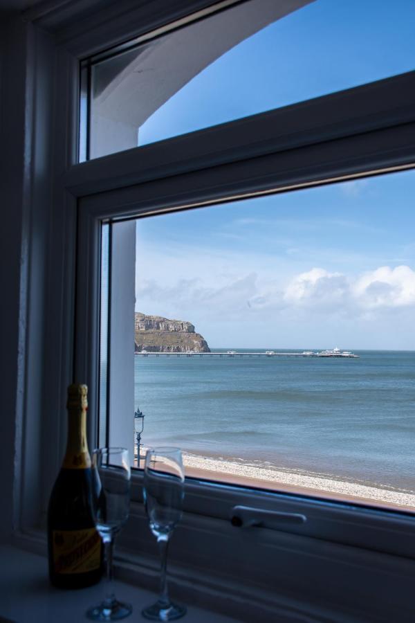 Hotel The Shelbourne (Adults Only) à Llandudno Extérieur photo